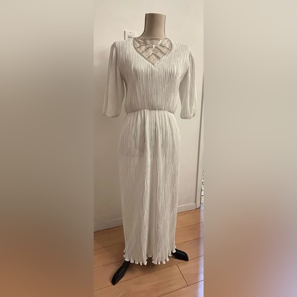 Vintage Ricki Lang for Nuit Silk Crinkle Pleated Midi Dress White Sz 6 Bling - Picture 1 of 9